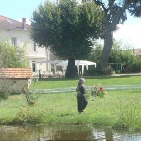 Oda ve Kahvaltı Le Domaine