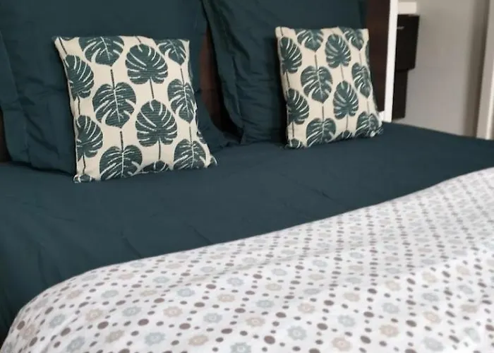 فندق مبيت وإفطار Le Domaine 3*