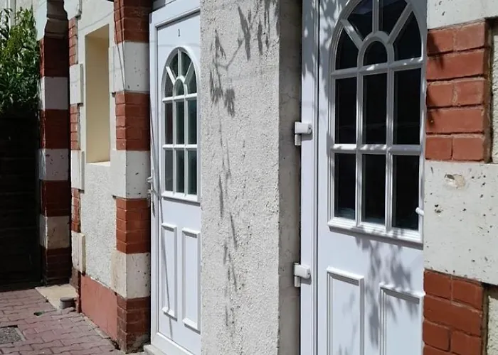 Le Domaine فندق مبيت وإفطار 3*